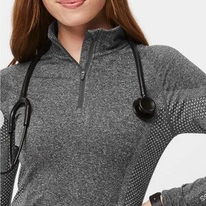 🩺FIGS quarter zip